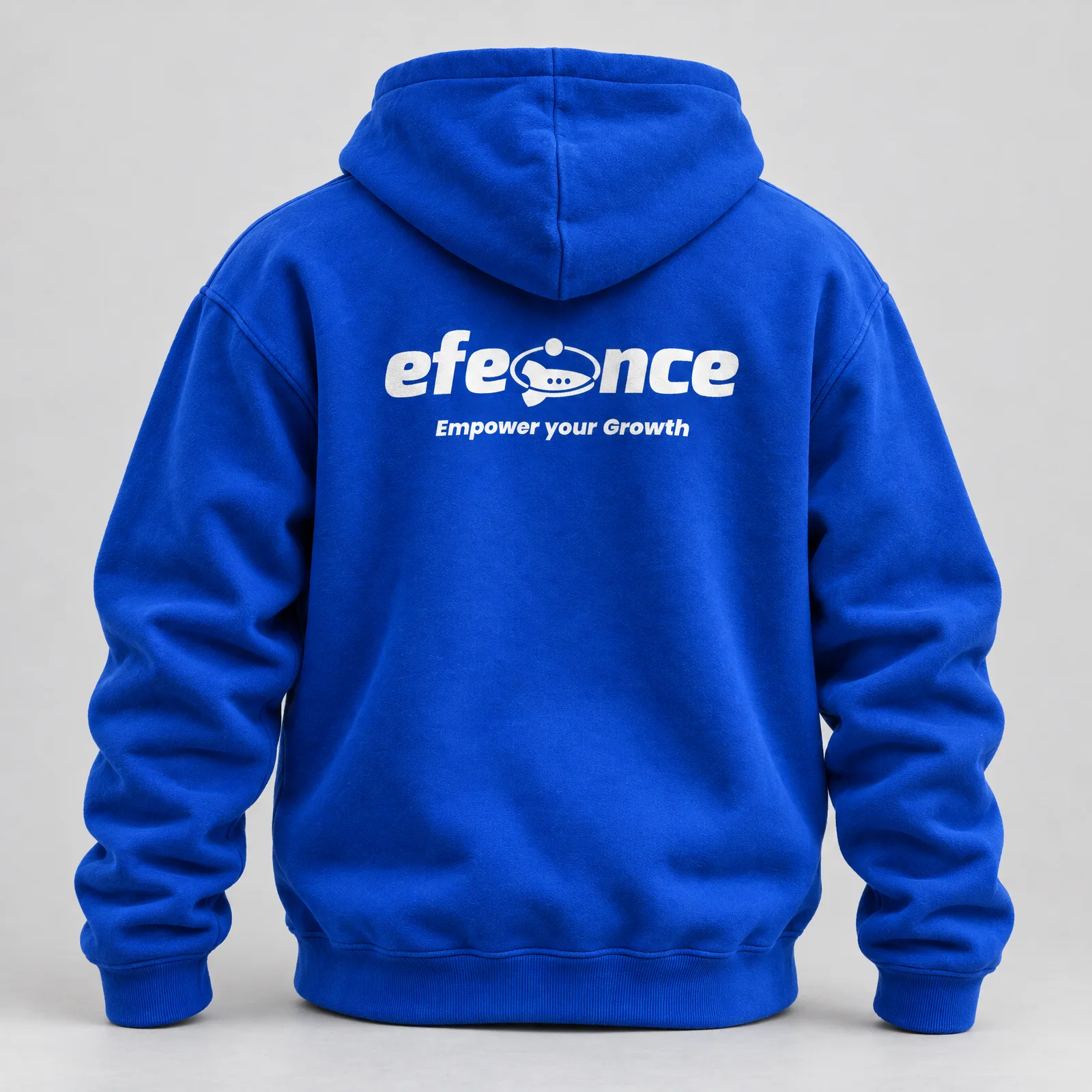 Hoodie royal actual con el logo y el eslogan en la espalda